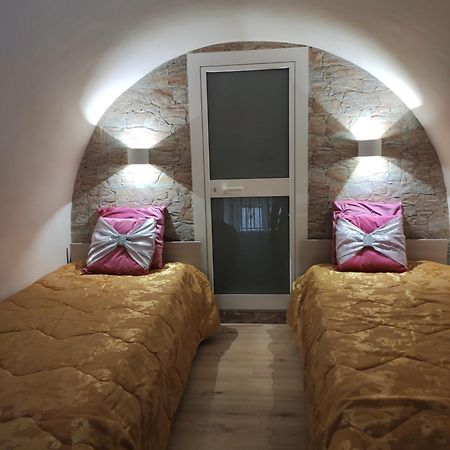 La Casa Delle Sorprese Apartamento Trani Exterior foto