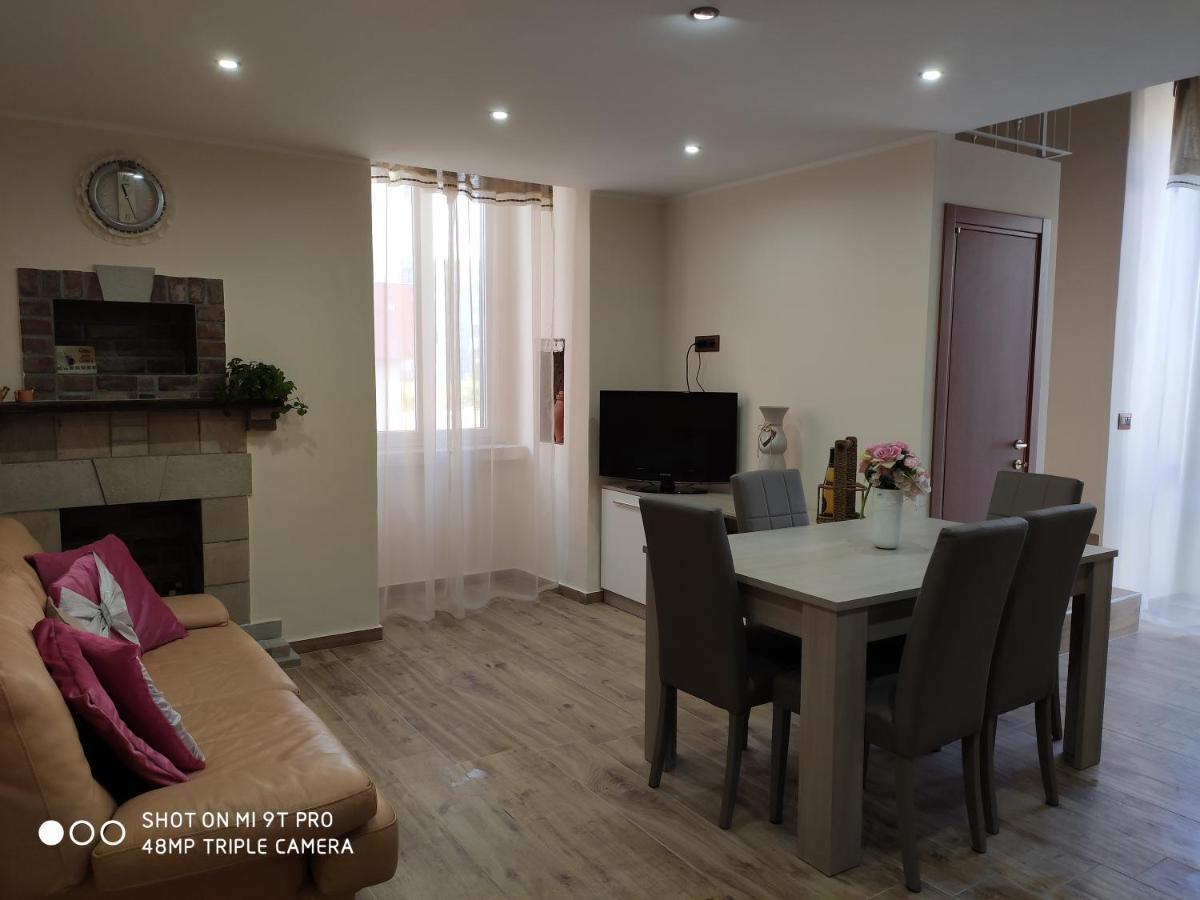 La Casa Delle Sorprese Apartamento Trani Exterior foto