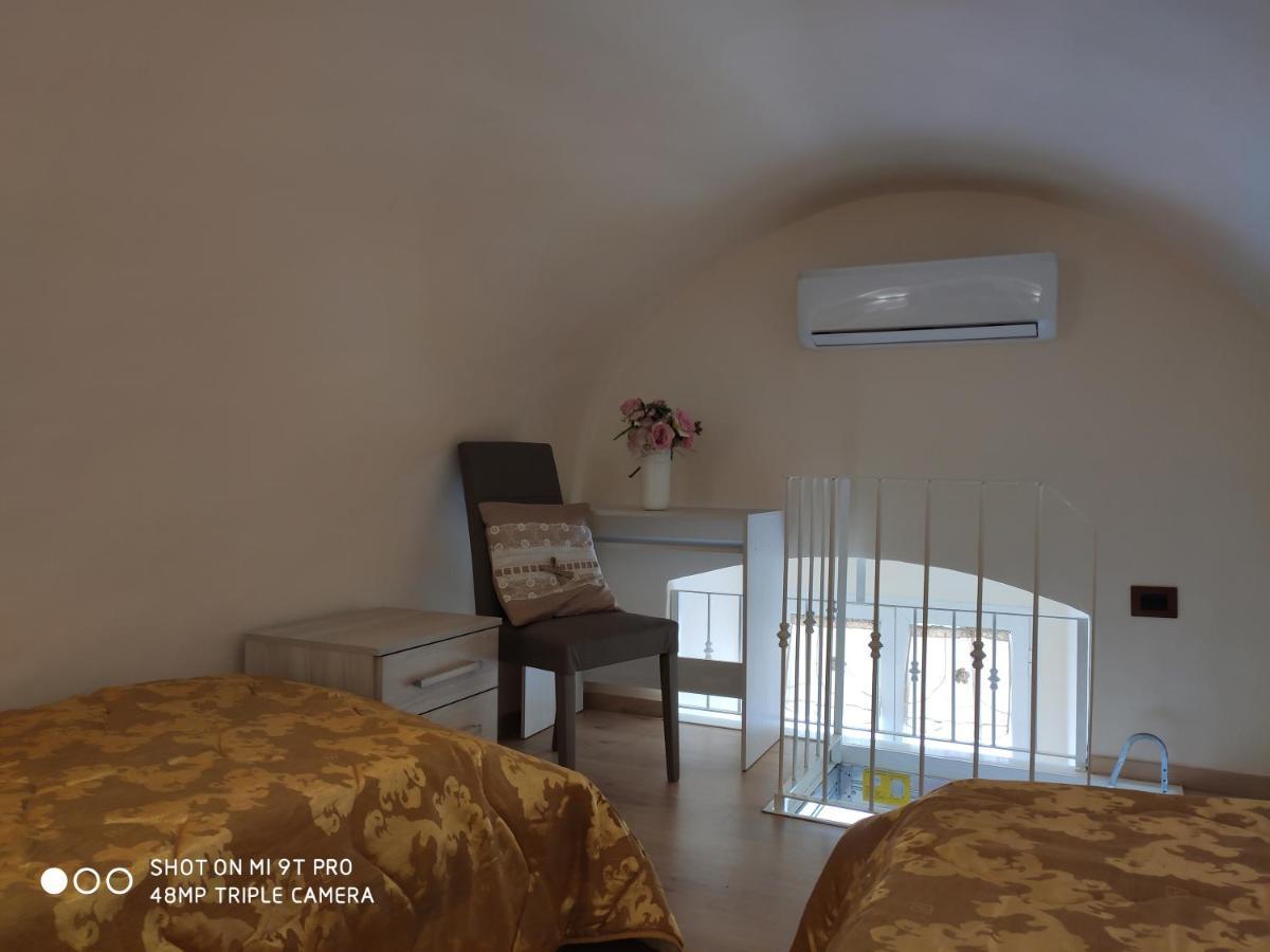La Casa Delle Sorprese Apartamento Trani Exterior foto
