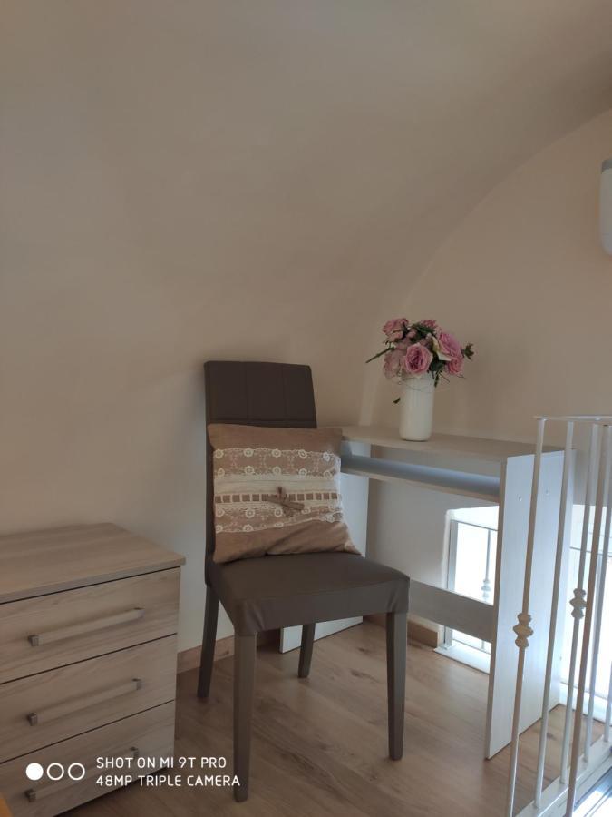 La Casa Delle Sorprese Apartamento Trani Exterior foto