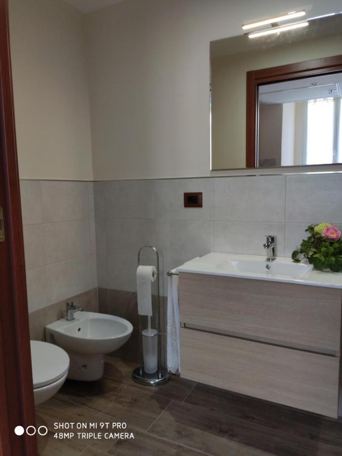 La Casa Delle Sorprese Apartamento Trani Exterior foto